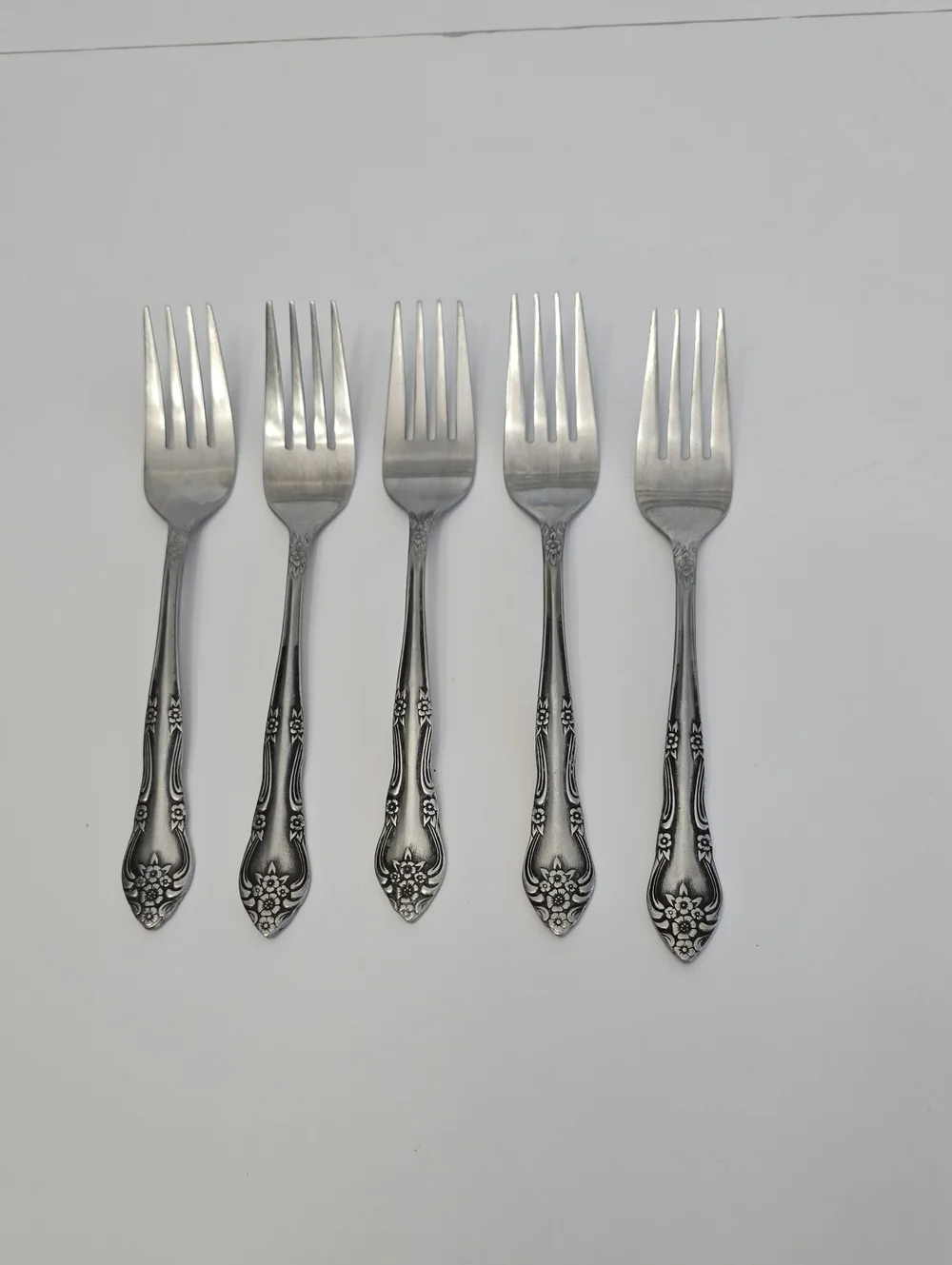 Vintage Rogers & Co Set Of 5 Korea Stainless Forks Floral Alexis 7